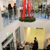 Weihnachtsbasar begeistert Besucher