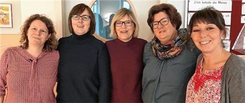 Die Lesepaten der Mangfallschule Kolbermoor (von links): Christiane Promberger, Sonja Gilch, Ute Rein-Küting, Margarete Röhl und Stephanie Steurer (JAS-Kraft).