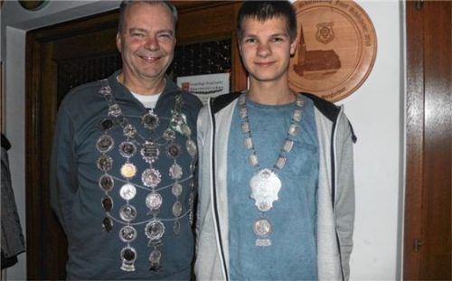 Die neuen Könige bei den Altschützen heißen beide Josef: Josef Schönhuber (rechts) und Josef Speckbacher.Foto fim