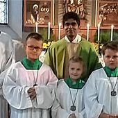 Drei neue Ministranten in Greimharting