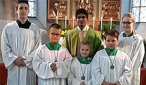 Drei neue Ministranten in Greimharting