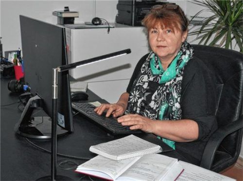 Einen neuen PC musste sich Tamara Eder kaufen, nachdem sie auf Betrüger reingefallen ist. Nun warnt sie andere. Foto privat