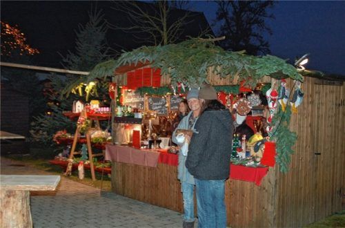 Freude im Advent beim 15. Adventsmarkt in Mettenheim