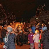 Stimmungsvoller Adventsbeginn