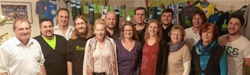 Geehrte Mitglieder des Rechtmehringer Sportvereins. Foto  re