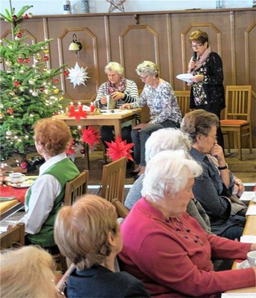 Geschichten, Geschenke und Theater