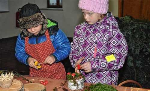 Grassauer Gartler-Nachwuchs bastelt Winterlandschaften