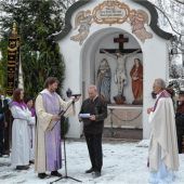 In Söllhuben an die Opfer der Kriege und Gewalt gedacht