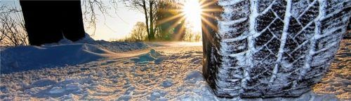 Jedes Land handhabt die Winterreifenpflicht anders. Teuer wird es bei einem Unfall jedoch immer, wenn man mit den falschen Reifen unterwegs ist. Foto  Auto-Medienportal.Net/ADAC