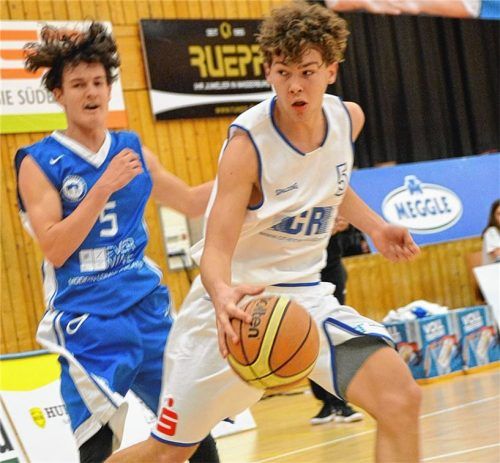 Kilian Posch und die Wasserburger Herren I empfangen den TSV Neuötting. Foto Hörndl
