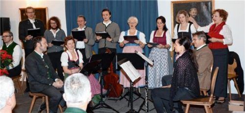 Klarinettenquartett und Vokalensemble des Volksmusikarchivs in Kloster Seeon bei der Adventsmatinee 2016.