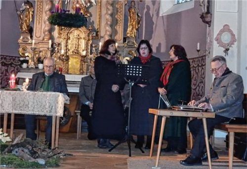 Lesung der Heiligen Nacht in Mittergars