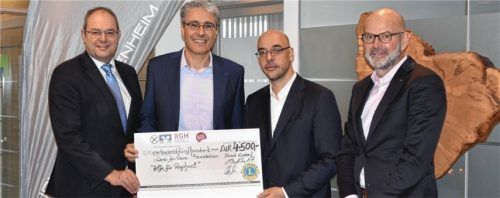 Löwenstark: Lions-Club spendet 4500 Euro für Aschauer Bub
