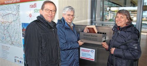 Medienrückgabekasten am Bahnhof eingerichtet