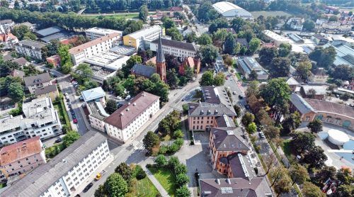 Städtische Gebäude, die unter Denkmalschutz stehen, sollen ans Kältenetz angeschlossen werden: unter anderem der Lokschuppen. Foto Nietzsche