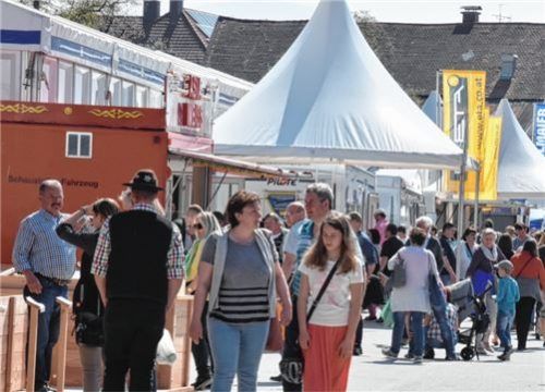 Nur noch viertägig: die Messe Rosenheim.Foto  schlecker