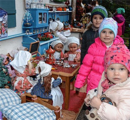 Paulas Weihnachtshaus lockt wieder viele Kinder an