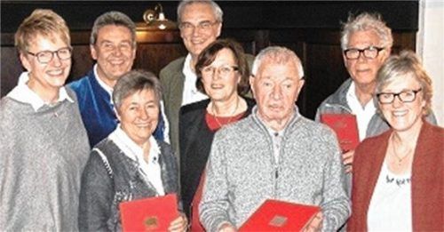 Treue Genossen ausgezeichnet