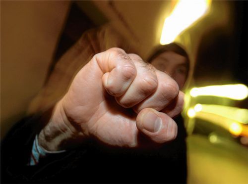 Vor dem Rosenheimer Gericht wurde jetzt eine handfeste Auseinandersetzung zwischen einem Frasdorfer Wirt und einem Gast verhandelt. Foto dpa