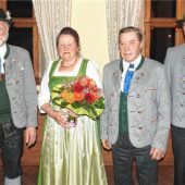 Buchberger und Oberpaul seit 50 Jahren treu zur Trachtensache