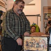 Weihnachtsmarkt vor und in der Stadtbibliothek