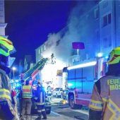 Wohnhausbrand in Mühldorf: Frau wird schwer verletzt