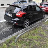 Schon wieder zwei Autos abgefackelt