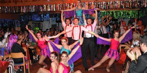 Die kesse Garde der Kastenauer Faschingsgesellschaft.Fotos  ruprecht