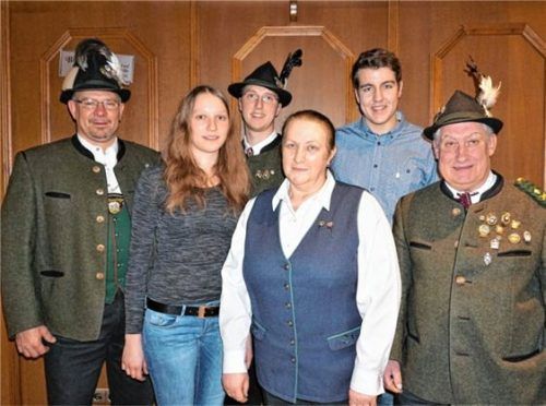 Die neue Vorstandschaft der Burgschützen Vagen.