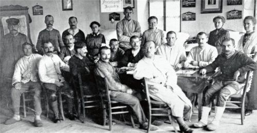 Ein Foto vom Vereinslazarett in Neumarkt anno 1917.