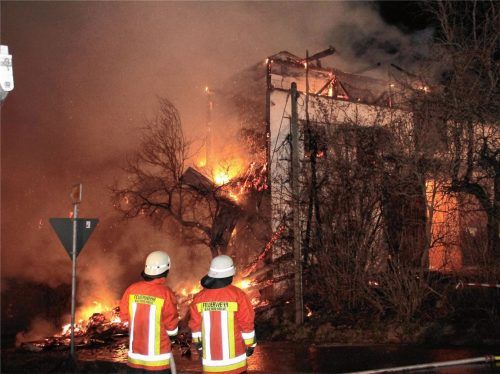 Eiselfinger Pferdestall brennt bis auf Grundmauern ab