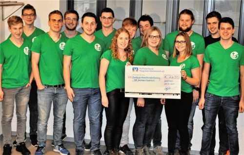 Kirchdorfer Landjugend spendet 2250 Euro