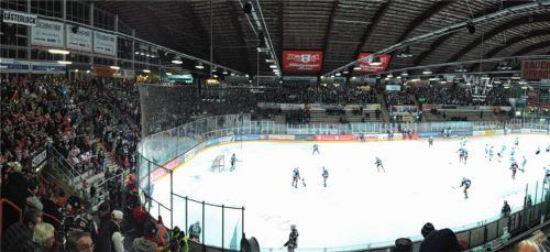 Eine Eisfläche reicht auf Dauer nicht aus, um der Nachwuchsarbeit und dem Breitensport gerecht zu werden. Foto Ziegler