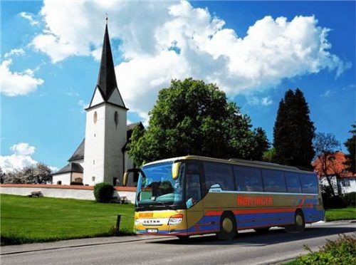 Tolle Reiseziele stehen für 2018 im Reisekatalog des Aiblinger Busunternehmens Hollinger.