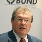 BN unterstützt Volksbegehren gegen Flächenfraß