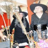 „Alte Hexen“ erwiesen sich als recht feierfreudig