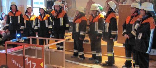 Die Frauenbund-Feuerwehr musste zu einem Großeinsatz ausrücken.