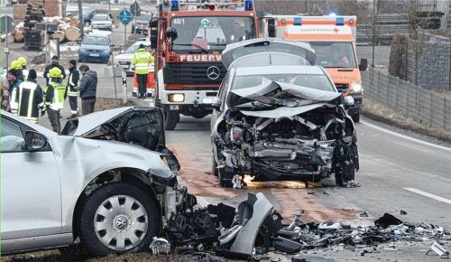 Ein Bild der Verwüstung bot die Unfallstelle bei Halfing.Foto Ammelburger