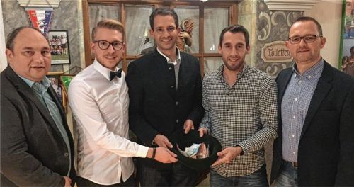 Fußballer sammelten für Vinzentius-Verein