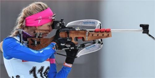 Nina Slivensky vom WSV Kiefersfelden siegte im Massenstart der Juniorinnen.Foto Wukits