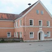 Krippe für Flossing: Zurück zu sachlicher Diskussion