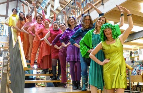 Regenbogen leuchtete im Bücherparadies