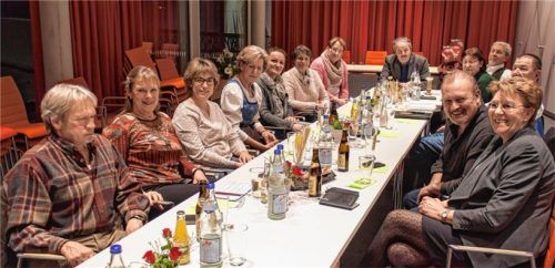 Zogen eine erfolgreiche Bilanz: die Vertreter des Fördervereins Musikschule bei ihrer Versammlung im Rathaus.