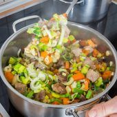 Kochen mit Wintergemüse: Pichelsteiner, Karottensalat und Karottenkuchen