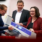 239 604 sagen Ja zur Macht