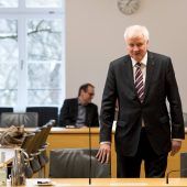 Zeuge Seehofer: Nichts wird zugedeckt