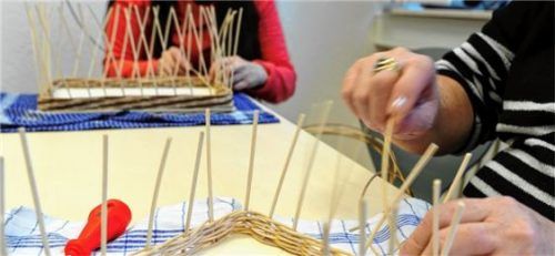 Aktiv am Leben teilnehmen – das sollen Patienten in der Ergotherapie wieder erlernen. Foto  dpa