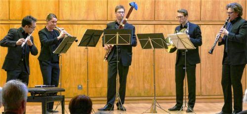 Auch mit einem gestopften Fagott spielt das Weimarer Bläserquintett meisterhaft. Foto  janka