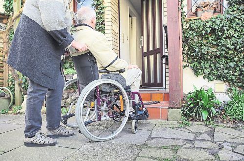 Barrierefreier Umbau: Für Senioren gibt es Finanzspritzen.