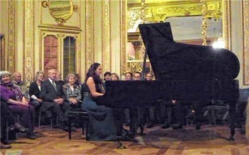 Bezaubernd: Anna Vinnitskaya in Neubeuern. Foto füchtner
